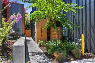 527 NE 89th St, Seattle, WA 98115 - Photo 29