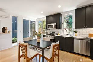 527 NE 89th St, Seattle, WA 98115 - Photo 15