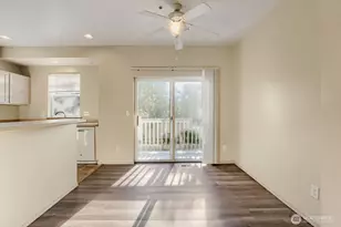 9014 E Main St, Bonney Lake, WA 98391 - Photo 25