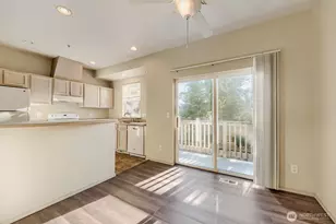 9014 E Main St, Bonney Lake, WA 98391 - Photo 15