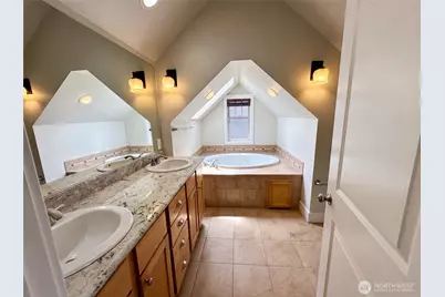 1553 58th Street, Seattle, WA 98107 - Photo 7