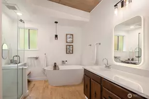 20200 37th Ave NE, Lake Forest Park, WA 98155 - Photo 19
