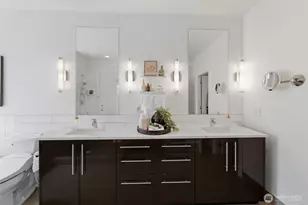315 W Galer St, Seattle, WA 98119 - Photo 15