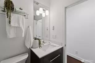 315 W Galer St, Seattle, WA 98119 - Photo 27