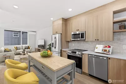 1407 29th Avenue #B, Seattle, WA 98122 - Photo 3