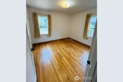 4137 54th Avenue SW, Seattle, WA 98116 - Photo 7