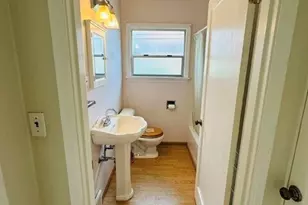 4137 54th Ave SW, Seattle, WA 98116 - Photo 9
