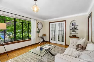 3121 Franklin Ave E, Seattle, WA 98102 - Photo 5