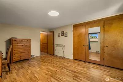 1204 Madison, Wenatchee, WA 98801 - Photo 11
