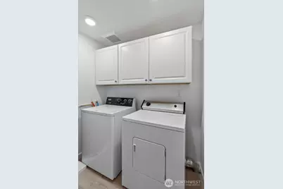 230 SW Clark Street #C-104, Issaquah, WA 98027 - Photo 19