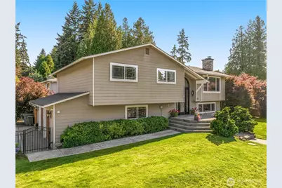 804 15th Street SW, Edmonds, WA 98020 - Photo 3