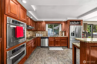 804 15th Street SW, Edmonds, WA 98020 - Photo 17
