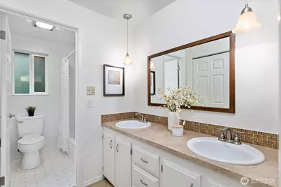 17202 Sealawn Place, Edmonds, WA 98026 - Photo 23
