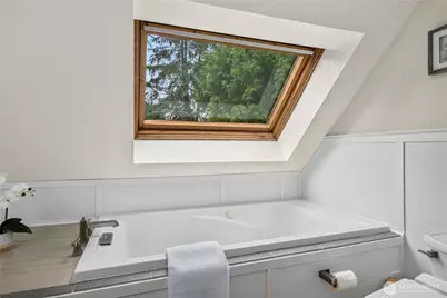 17508 NE 160th Street, Woodinville, WA 98072 - Photo 15