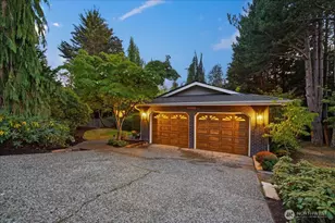 20215 41st Pl NE, Lake Forest Park, WA 98155 - Photo 1