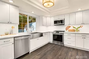 10702 NE 144th Ct, Kirkland, WA 98034 - Photo 11