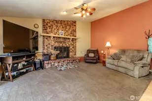 6220 81st St E, Puyallup, WA 98371 - Photo 15