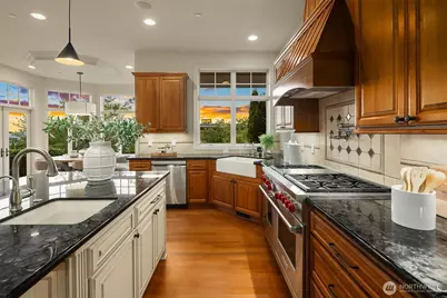 3489 NE Harrison Street, Issaquah, WA 98029 - Photo 13
