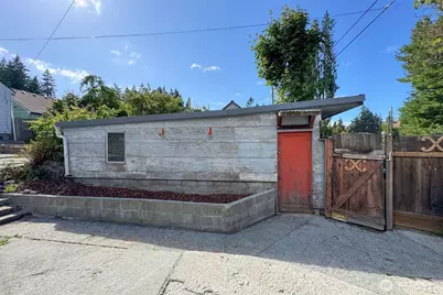 519 W 15th Street, Port Angeles, WA 98362 - Photo 33