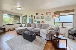 519 W 15th St, Port Angeles, WA 98362 - Photo 5