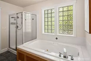 4600 Green Lake Way N, Seattle, WA 98103 - Photo 19