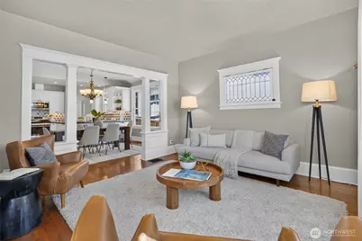 409 NE 60th Street, Seattle, WA 98115 - Photo 11