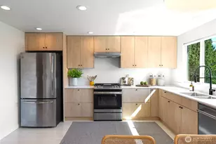 425 26th Ave E, Seattle, WA 98112 - Photo 11