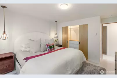 425 26th Avenue E, Seattle, WA 98112 - Photo 17