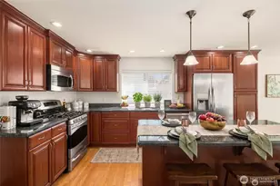 8013 NE 145th St, Kirkland, WA 98034 - Photo 5