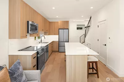 9010 5th Avenue S, Seattle, WA 98108 - Photo 13