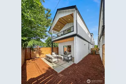 9010 5th Avenue S, Seattle, WA 98108 - Photo 25