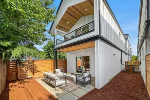9010 5th Ave S, Seattle, WA 98108 - Photo 25