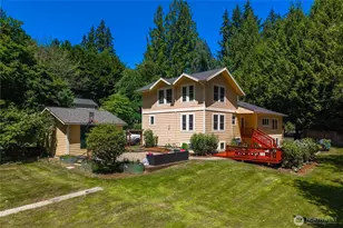 18443 Ballinger Way NE, Lake Forest Park, WA 98155 - Photo 1