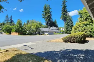 2800 235th Pl NE, Sammamish, WA 98074 - Photo 5