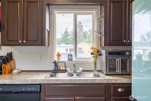 300 Park Ave, Buckley, WA 98321 - Photo 13