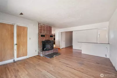 3047 Lindsey Drive, Longview, WA 98632 - Photo 5
