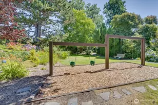6535 Seaview Ave NW, Seattle, WA 98117 - Photo 35