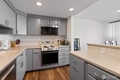 6535 Seaview Avenue NW #305B, Seattle, WA 98117 - Photo 15
