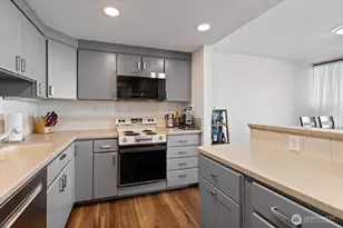 6535 Seaview Ave NW, Seattle, WA 98117 - Photo 15