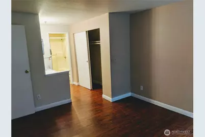 28610 16th Avenue S #102, Federal Way, WA 98003 - Photo 23