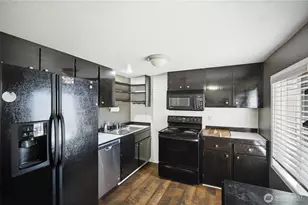 509 S 60th St, Tacoma, WA 98408 - Photo 5