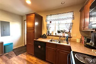 316 Helen St, Sedro Woolley, WA 98284 - Photo 7