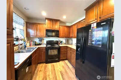 316 Helen Street, Sedro Woolley, WA 98284 - Photo 5