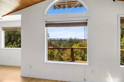 20801 Hermway Heights Place, Mount Vernon, WA 98274 - Photo 17