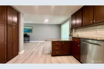 22045 Peter Grubb Road SE, Renton, WA 98058 - Photo 11