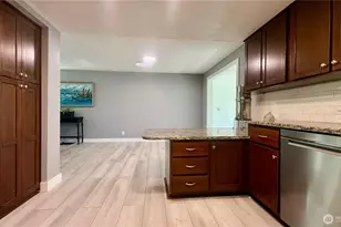 22045 Peter Grubb Rd SE, Renton, WA 98058 - Photo 11