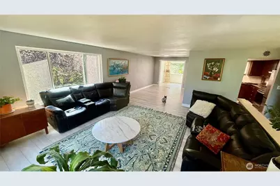 22045 Peter Grubb Road SE, Renton, WA 98058 - Photo 5