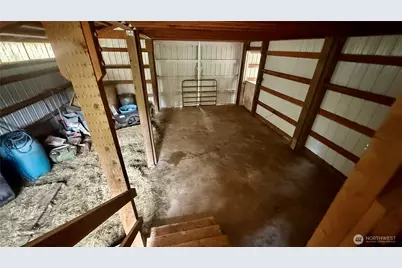 22045 Peter Grubb Road SE, Renton, WA 98058 - Photo 37