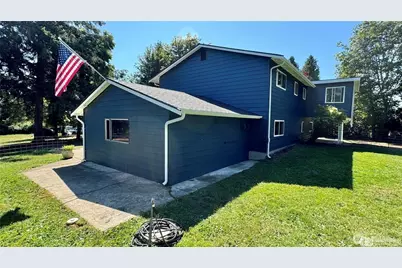 22045 Peter Grubb Road SE, Renton, WA 98058 - Photo 27