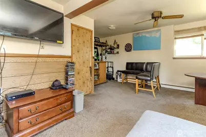 2633 Lake Youngs Court SE, Renton, WA 98058 - Photo 17